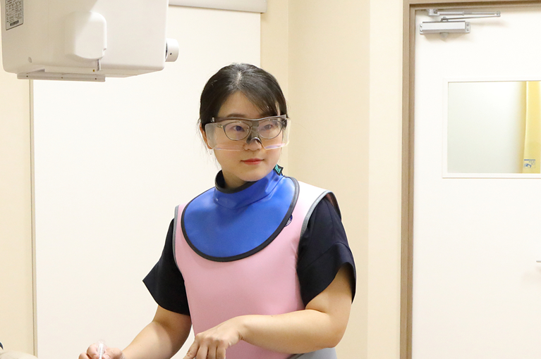 硬膜外ブロック注射施術